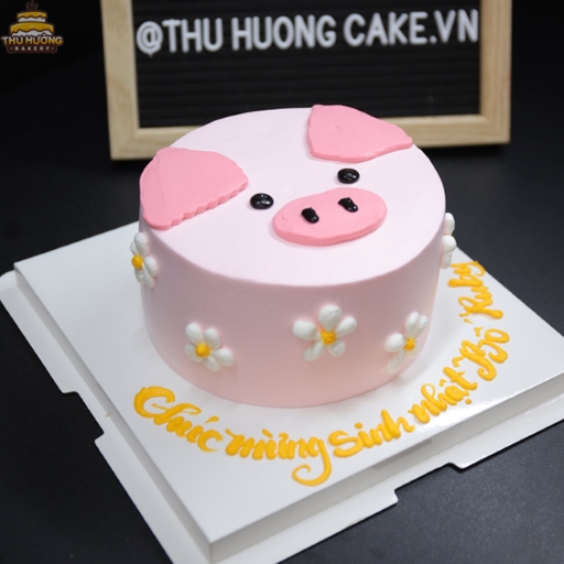 Mẫu bánh sinh nhật cho bé gái tuổi lợn với tạo hình chú heo 