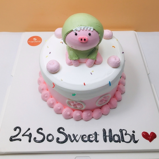 Bánh sinh nhật cho bé gái tuổi lợn cute